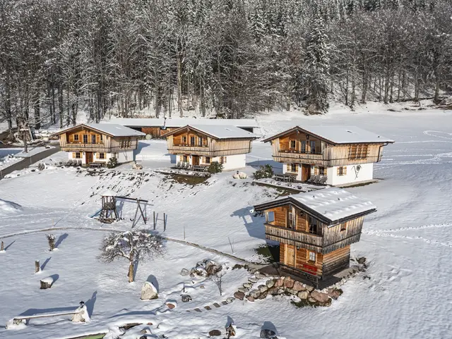 Wohnen in einem der Chalets im Winterurlaub