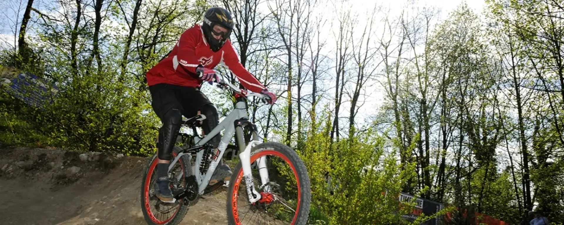 Mountainbiken am ab dem Bauernhof in der Region Chiemsee 