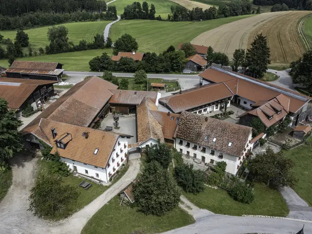 Ansicht von oben auf dem Ferienhof in Bayern