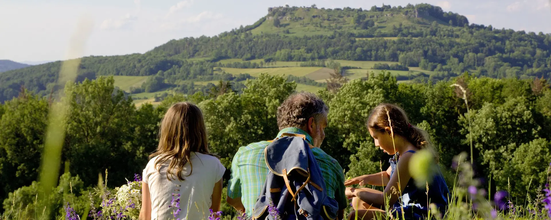 Fest im Blick bietet die Natur am Obermain für Euch zahlreiche Möglichkeiten zum Erforschen, Entdecken und Erleben.