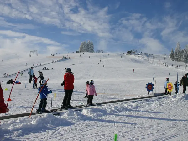 Winterurlaub mit direkter Piste auf dem Bauernhof  im Allgäu