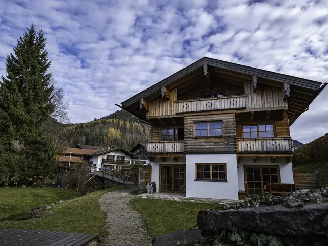 Gästehaus mit Ferienwohnungen auf dem Webermohof