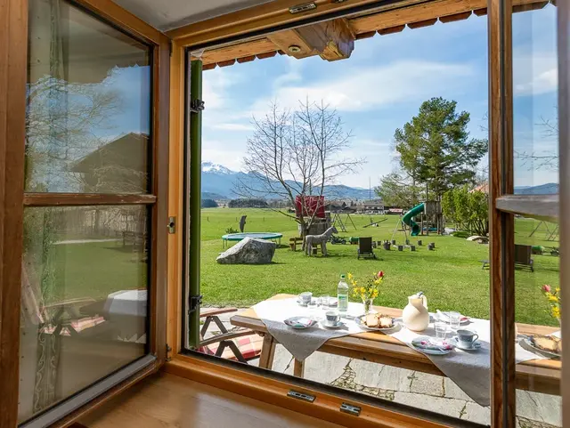 Blick aus dem Erharthof - © Erharthof Ausblick vom Erharthof heraus